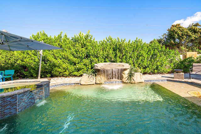 74 W Palmetto Road, Lake Worth, FL 33467