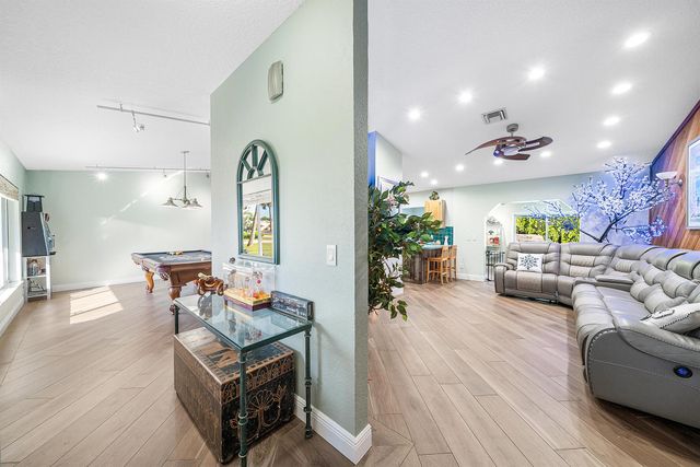 74 W Palmetto Road, Lake Worth, FL 33467