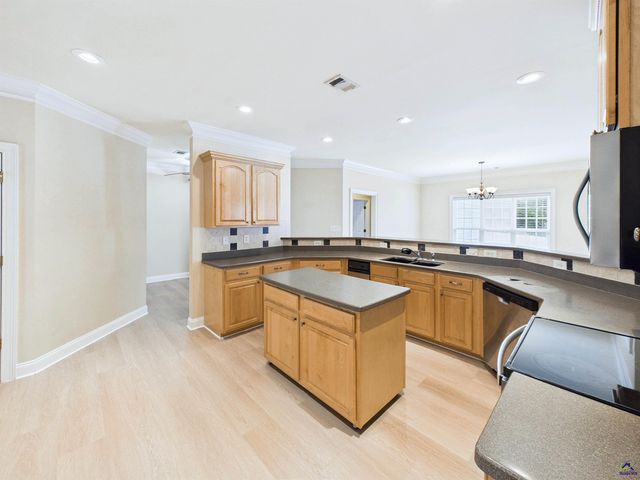 115 Dora Lane, Byron, GA 31008