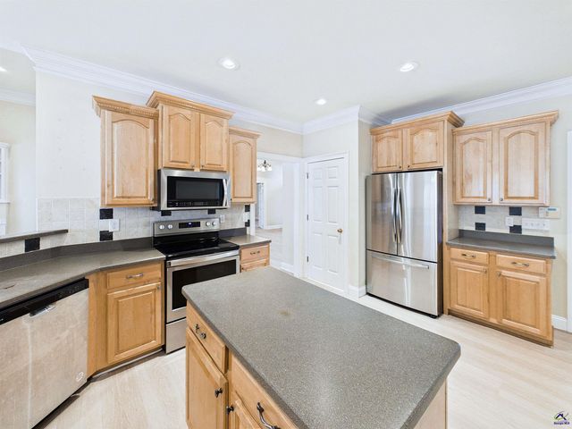 115 Dora Lane, Byron, GA 31008
