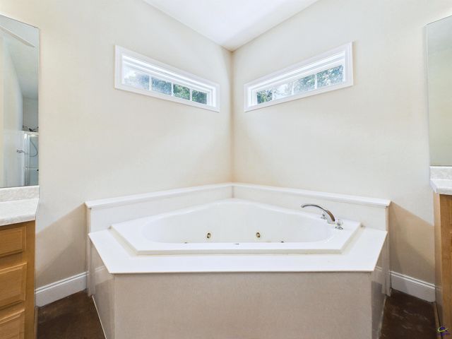 115 Dora Lane, Byron, GA 31008