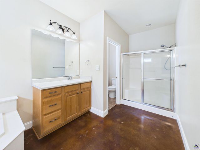 115 Dora Lane, Byron, GA 31008