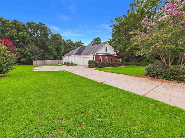 115 Dora Lane, Byron, GA 31008