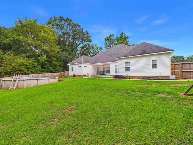 115 Dora Lane, Byron, GA 31008