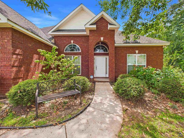 115 Dora Lane, Byron, GA 31008