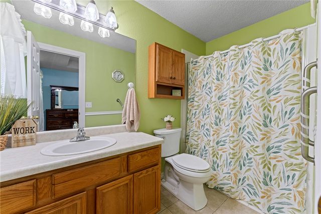 2224 S Brandi Drive, Fayetteville, AR 72701