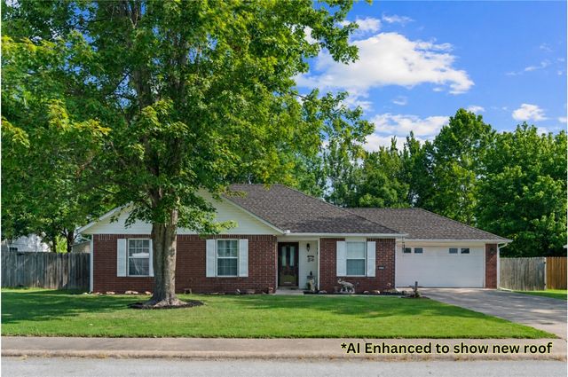 2224 S Brandi Drive, Fayetteville, AR 72701