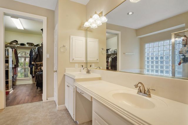 12903 Ryaneagles Circle, Houston, TX 77044