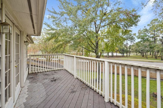 12903 Ryaneagles Circle, Houston, TX 77044
