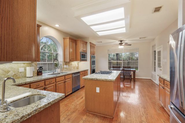12903 Ryaneagles Circle, Houston, TX 77044
