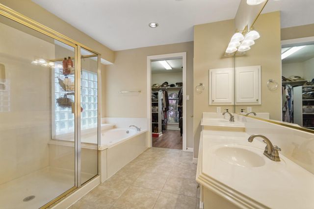 12903 Ryaneagles Circle, Houston, TX 77044