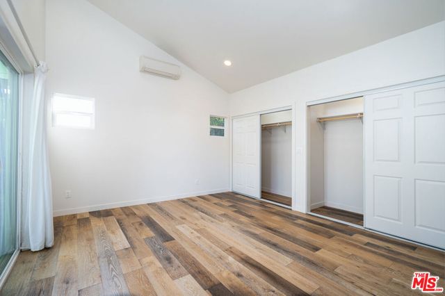 6461 Whitman Avenue, Lake Balboa, CA 91406