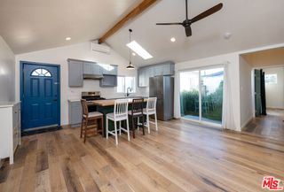 6461 Whitman Avenue, Lake Balboa, CA 91406