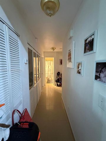 17652 NW 76th Ct 17652, Hialeah, FL 33015