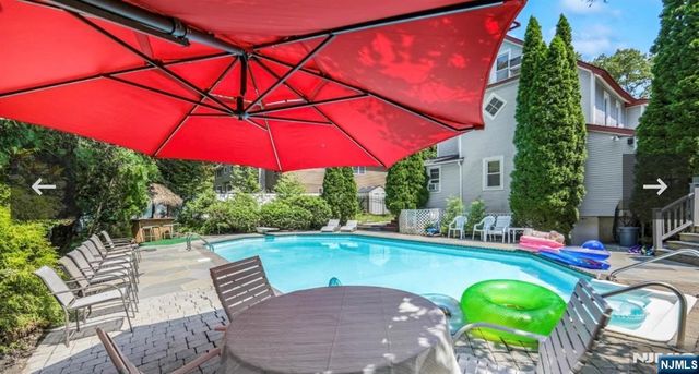 79 5th Street, Park Ridge, NJ 07656