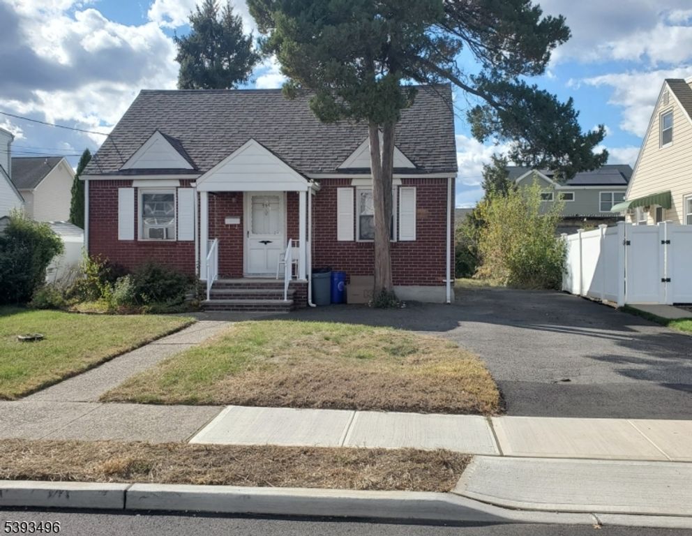 595 Elm Ave, Saddle Brook Twp., NJ 07663