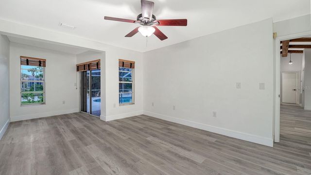 4368 KINGSTON LOOP, Sarasota, FL 34238