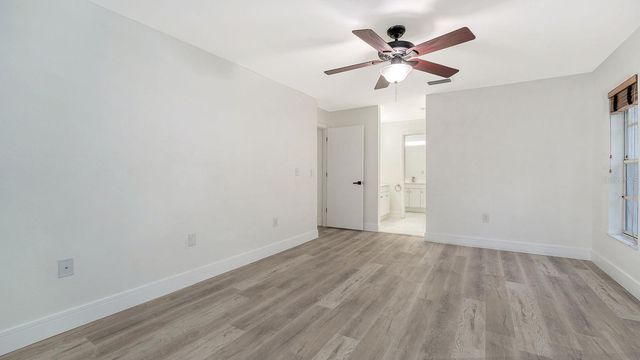 4368 KINGSTON LOOP, Sarasota, FL 34238