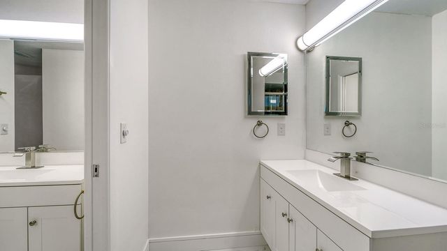 4368 KINGSTON LOOP, Sarasota, FL 34238