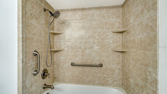 4368 KINGSTON LOOP, Sarasota, FL 34238