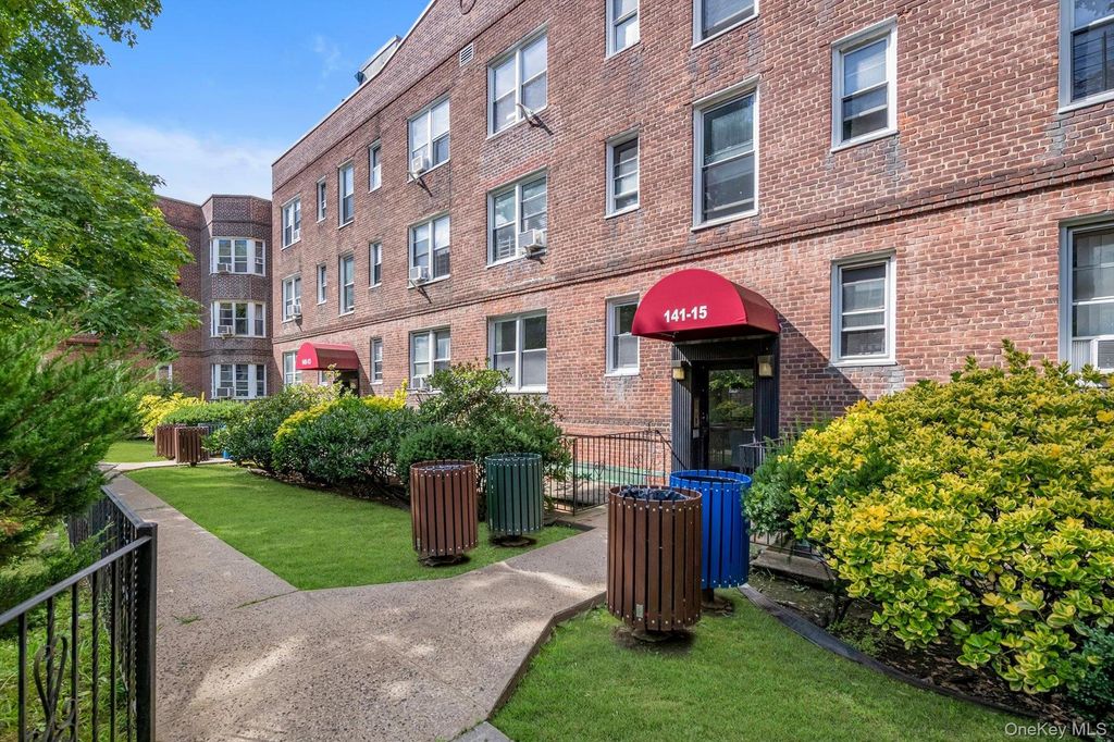 141-15 Union Turnpike 1-O, Flushing, NY 11367 — exterior