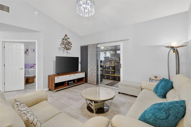 2370 BENTLEY DRIVE, Palm Harbor, FL 34684