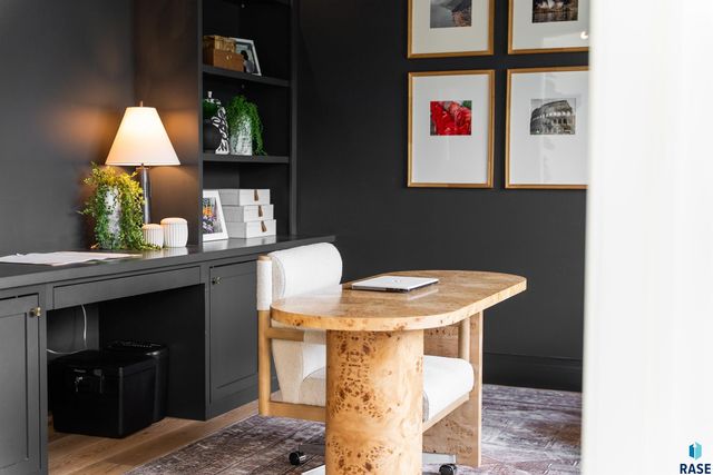 1617 S Scarlet Oak Pl Place, Sioux Falls, SD 57110