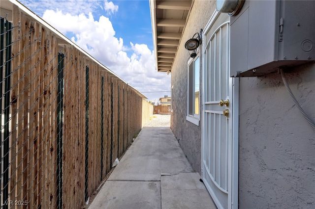 710 North 10th Street 710, Las Vegas, NV 89101