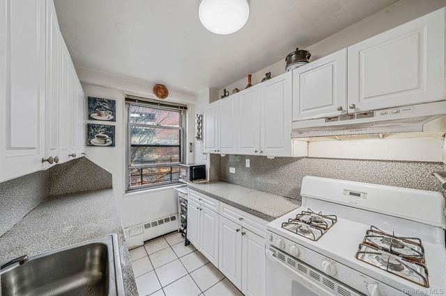 61-25 97th Street 2B, Rego Park, NY 11374