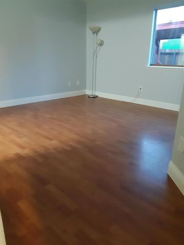 1205 Cribari Dr, Modesto, CA 95358