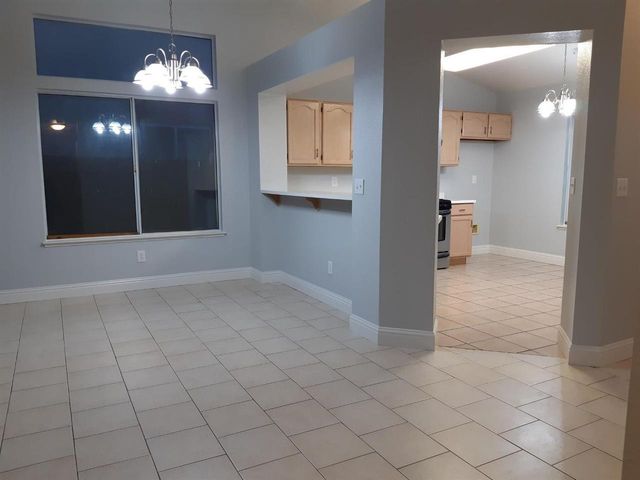 1205 Cribari Dr, Modesto, CA 95358