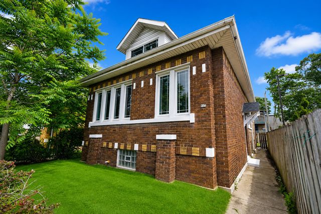 917 S Harlem Avenue, Forest Park, IL 60130