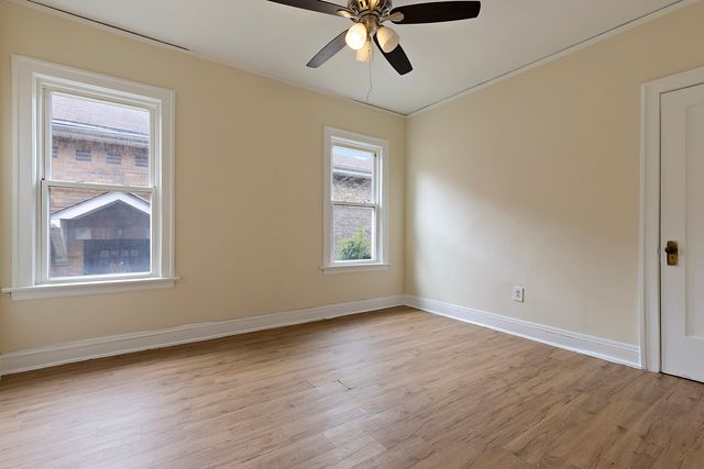 917 S Harlem Avenue, Forest Park, IL 60130