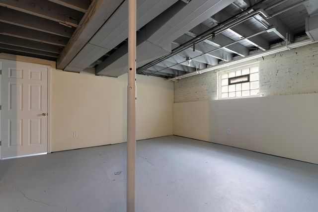 917 S Harlem Avenue, Forest Park, IL 60130