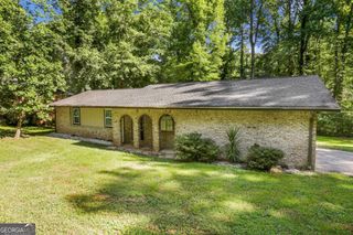 5826 SIMONE Drive, Stone Mountain, GA 30087