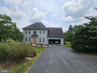 1012 WOODRIDGE RD, Red Lion, PA 17356