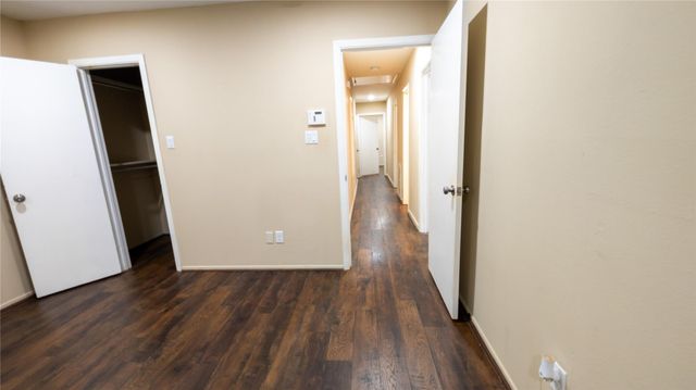 1915 Westlake Road, Houston, TX 77062