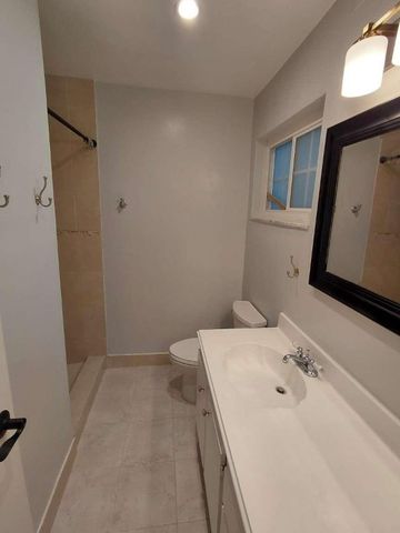 313 SE 4th Terrace, Dania Beach, FL 33004