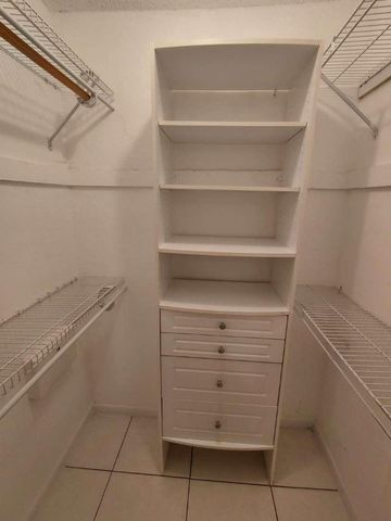 313 SE 4th Terrace, Dania Beach, FL 33004