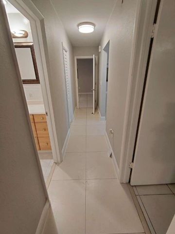 313 SE 4th Terrace, Dania Beach, FL 33004