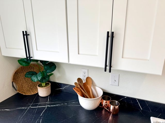 21523 Hyerwood, San Antonio, TX 78259