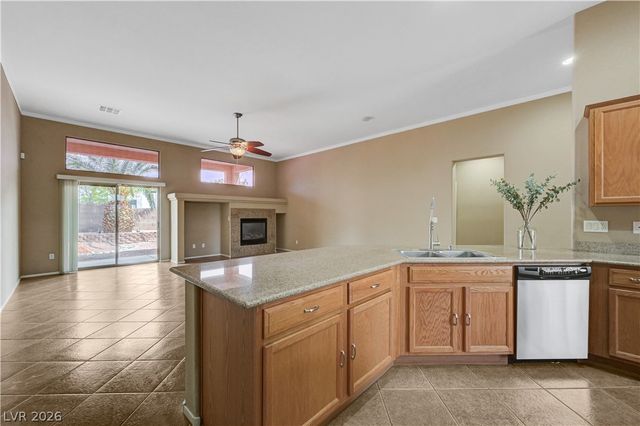 916 Kevin Baker Avenue, North Las Vegas, NV 89086