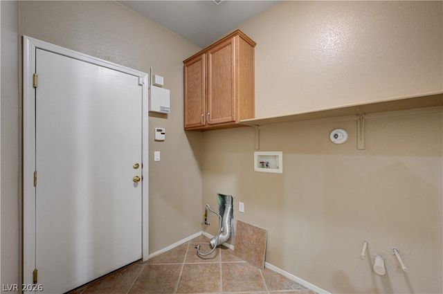 916 Kevin Baker Avenue, North Las Vegas, NV 89086