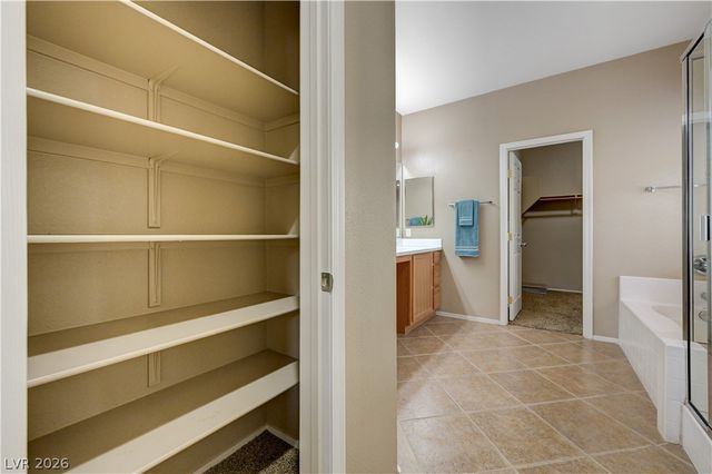 916 Kevin Baker Avenue, North Las Vegas, NV 89086
