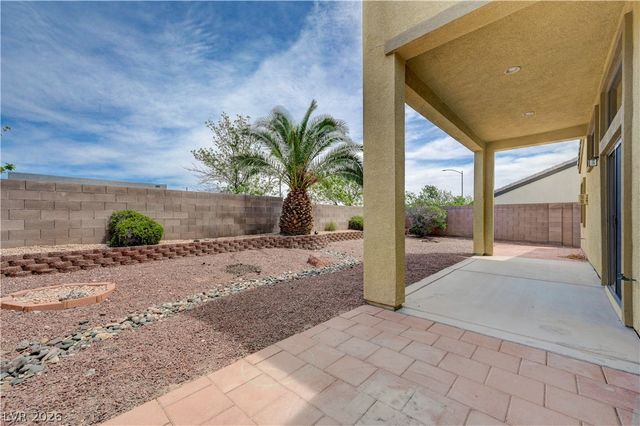 916 Kevin Baker Avenue, North Las Vegas, NV 89086
