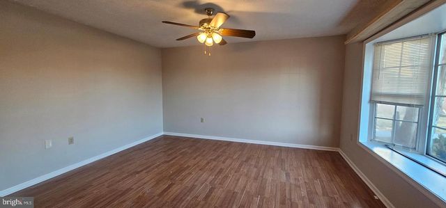 225 NOTTOWAY DR, Stephens City, VA 22655