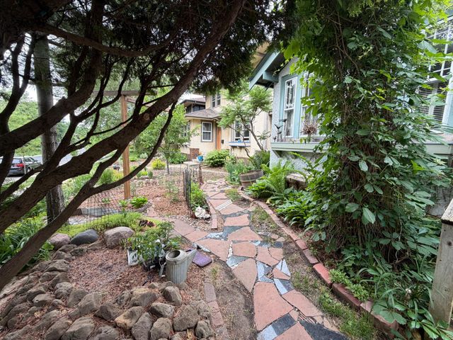 4226 Grand Avenue S, Minneapolis, MN 55409