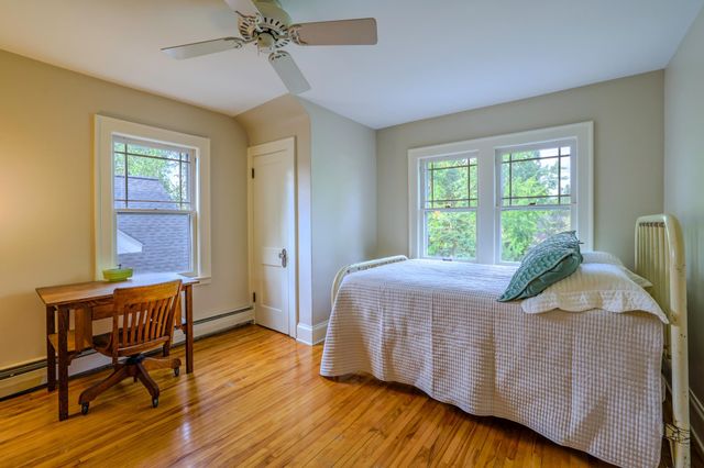 4226 Grand Avenue S, Minneapolis, MN 55409
