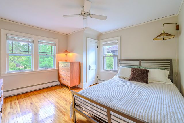 4226 Grand Avenue S, Minneapolis, MN 55409
