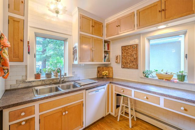 4226 Grand Avenue S, Minneapolis, MN 55409